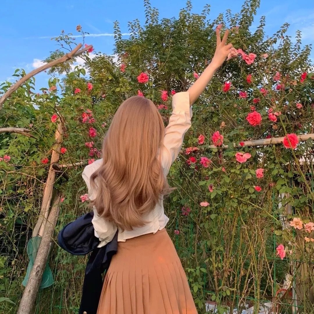 孩子出生当天，我参加了妈妈的葬礼