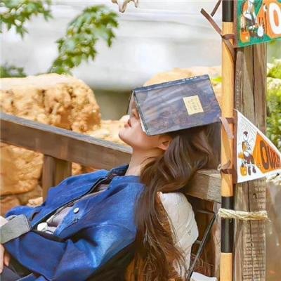 那个女孩的俘虏